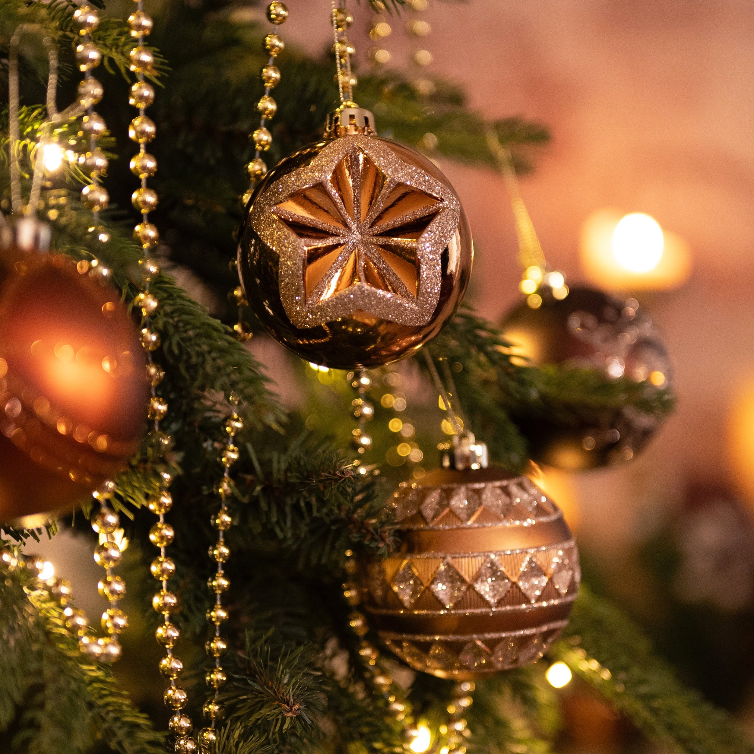 16Ct 3.15 Inches Luxurious Copper Gold Christmas Ornaments, Shatterproof Assorted Christmas Ball Ornaments, Hanging Christmas Tree Ornaments Bulk for Xmas Party Decor