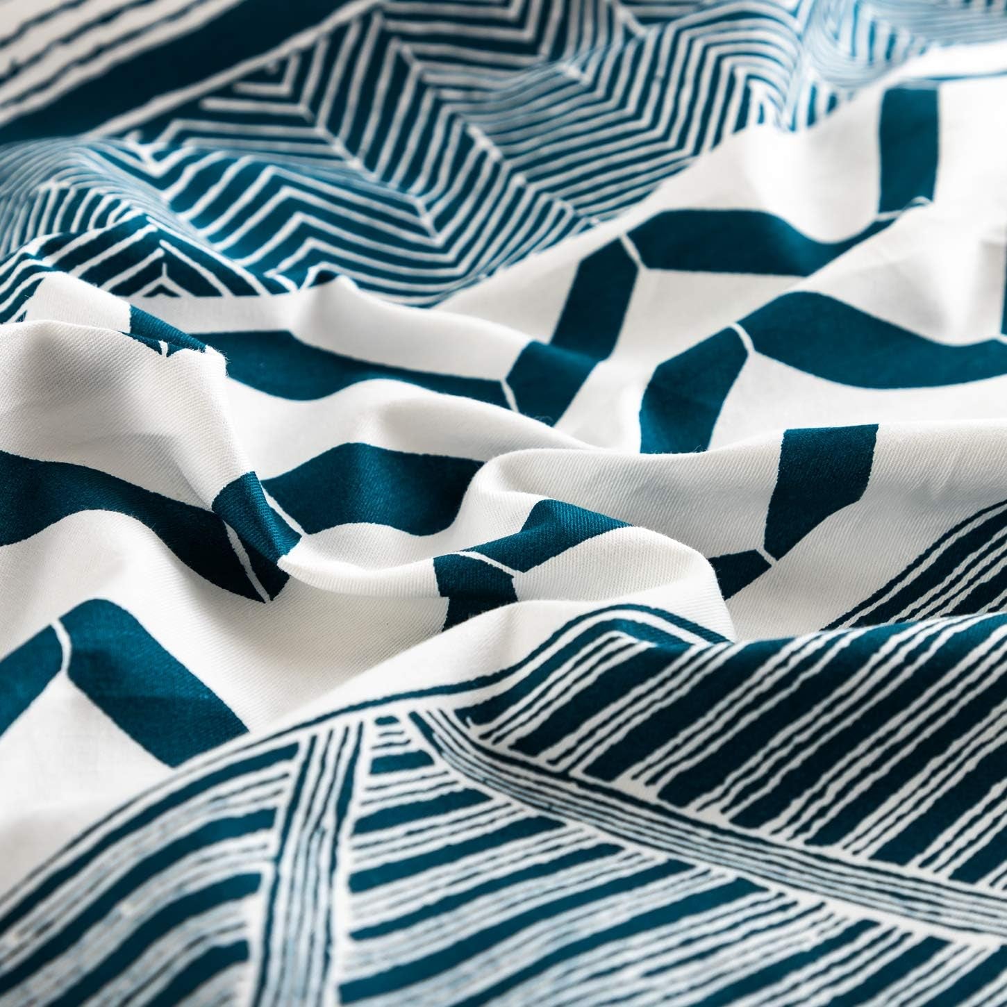 Blue Aztec Pillow Cases Set of 2 100% Cotton Queen Size Boho Geometric Patterned Pillow Covers Vintage Bohemian Print Bed Pillow Protector with Envelope Closure Soft (20 in X 26 In)