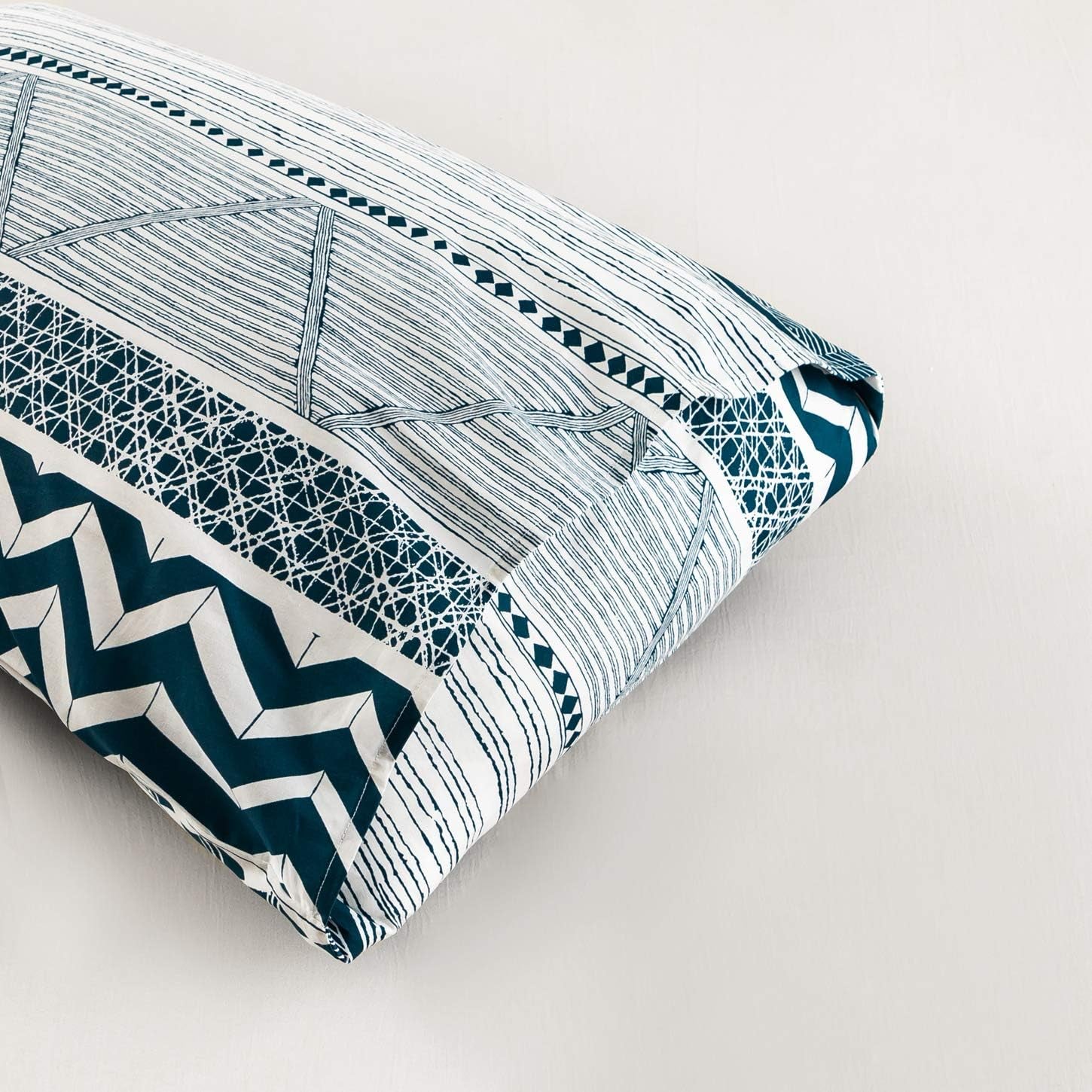 Blue Aztec Pillow Cases Set of 2 100% Cotton Queen Size Boho Geometric Patterned Pillow Covers Vintage Bohemian Print Bed Pillow Protector with Envelope Closure Soft (20 in X 26 In)