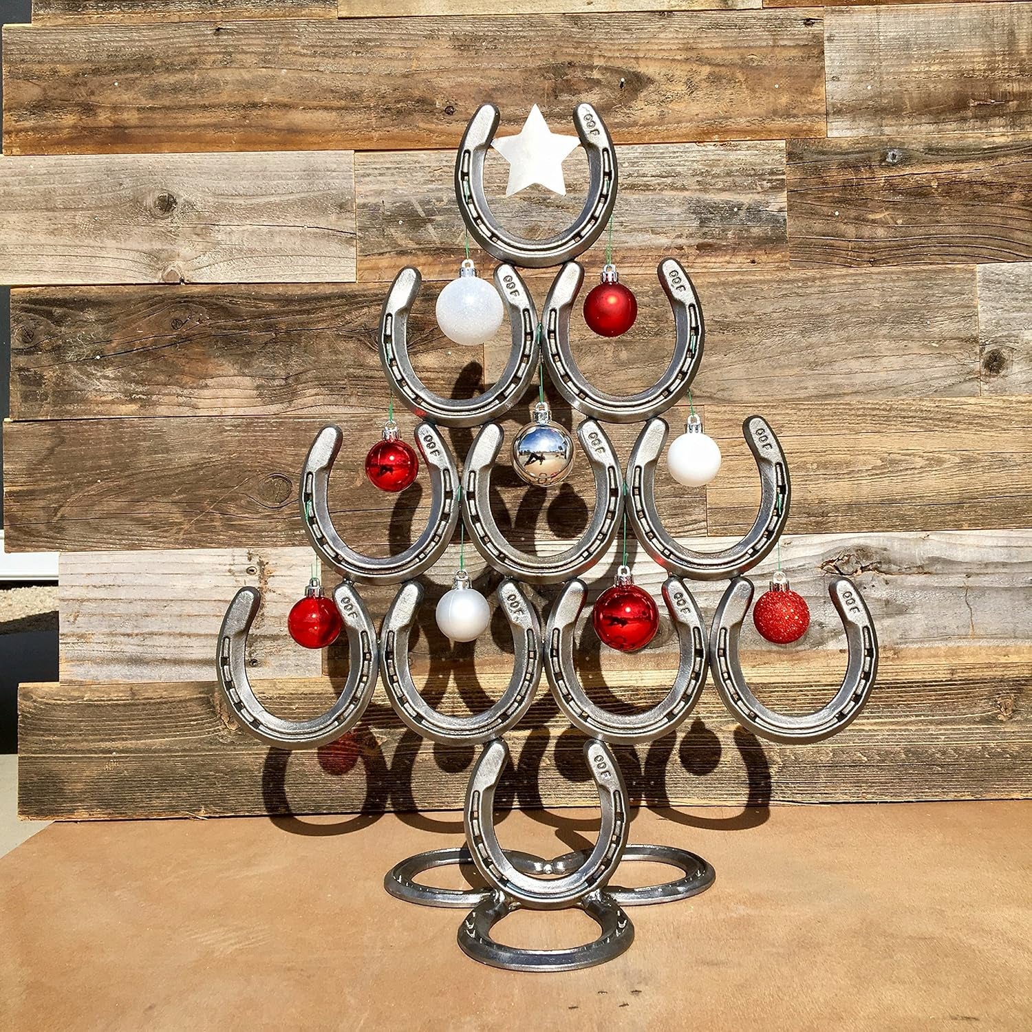 Rustic Stainless Steel Christmas Table Decorations Made of Real Horseshoes - Hang Ornaments and Great for Festive Holidays - Upward